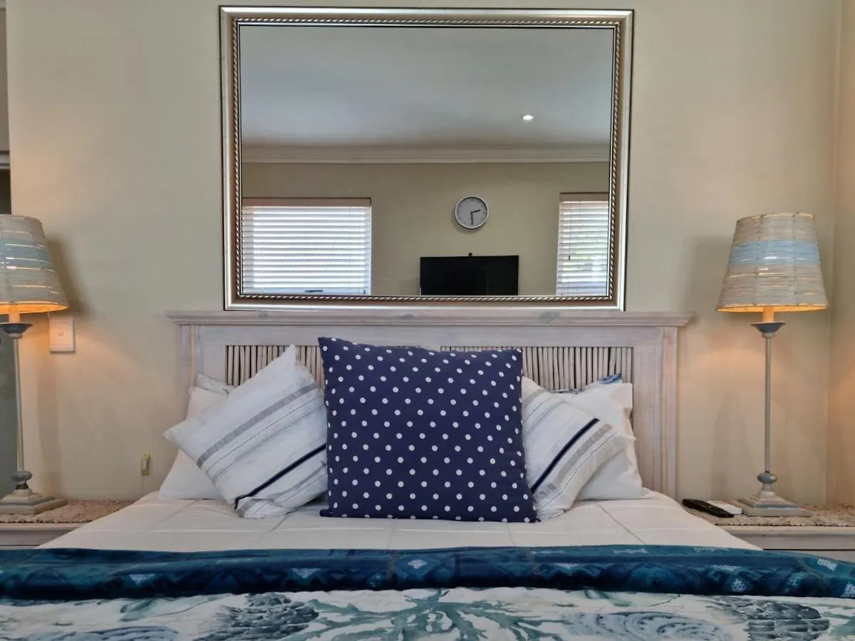 The View On Bikini Beach, Sleeps 4 Gordonʼs Bay 0*,
